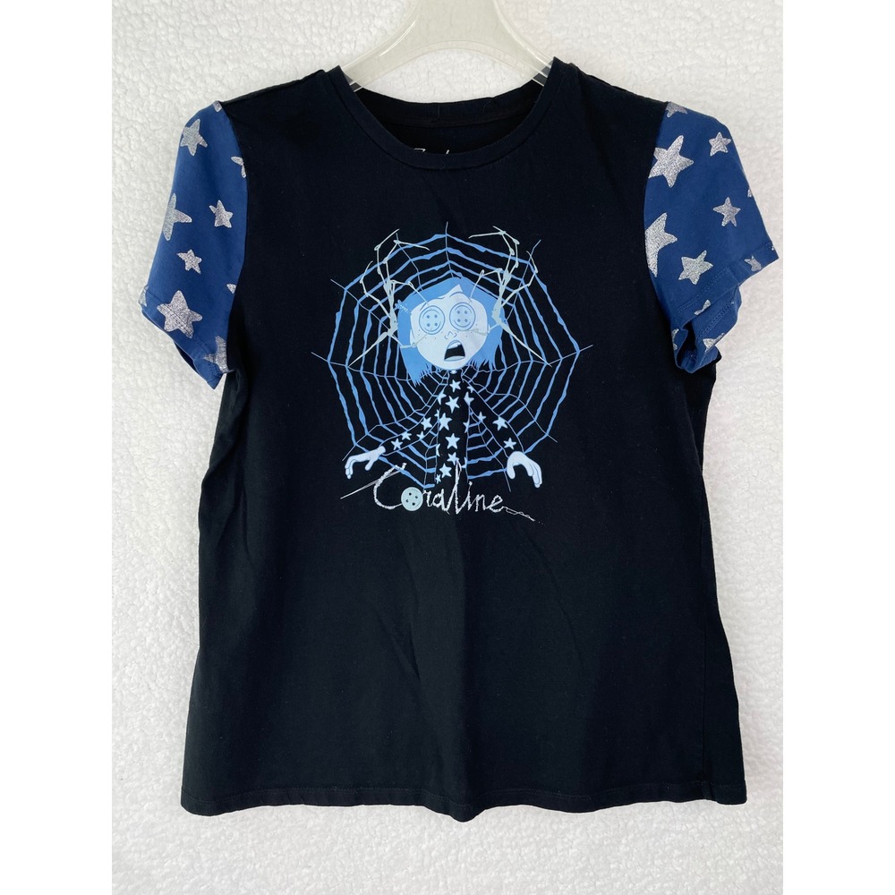 LAIKA Coraline Spider Web Button Eyes Graphic T-Shirt Black Blue Star Sleeve SM
